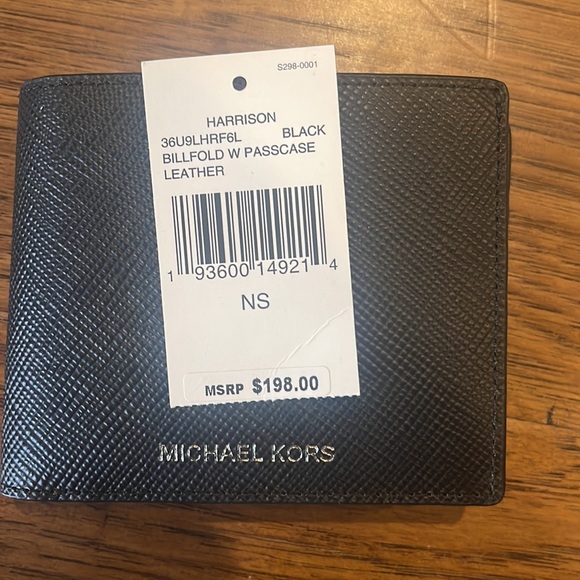 NEW with tags Michael Kors Wallet - Picture 8 of 8